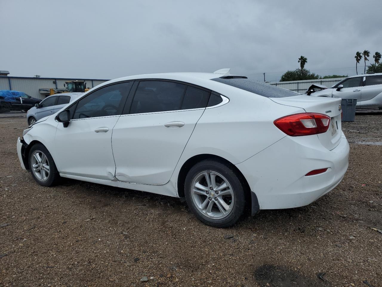 2017 CHEVROLET CRUZE LT - Фото 2