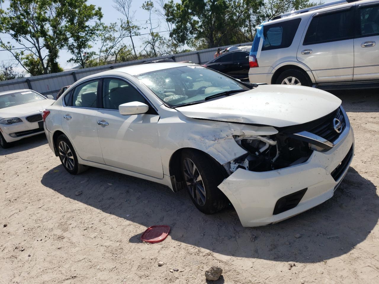 2017 NISSAN ALTIMA 2.5 - Image 4