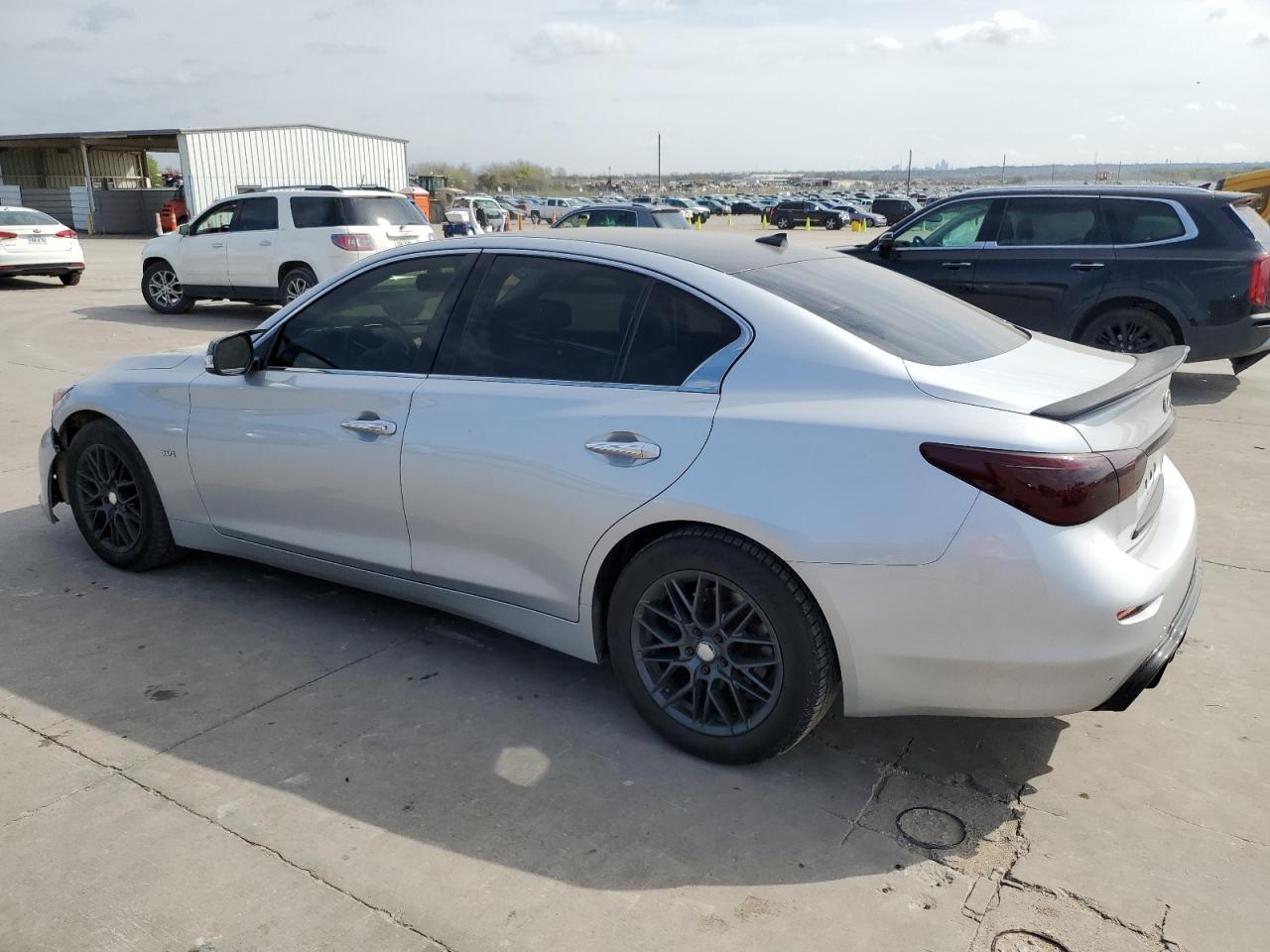 2016 INFINITI Q50 PREMIU - Фото 2