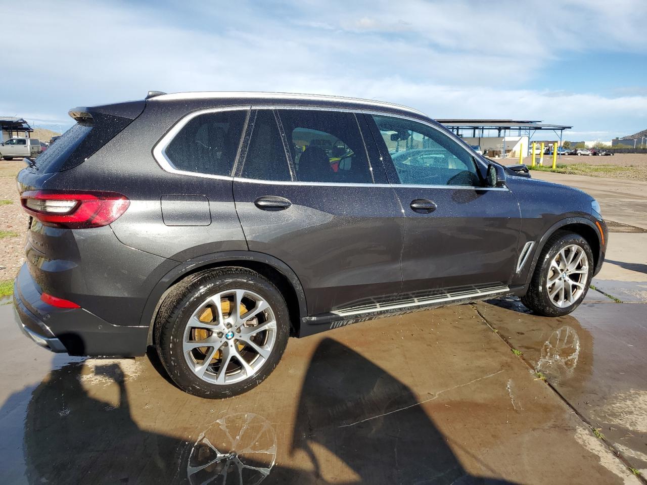 2023 BMW X5 XDRIVE4 - Фото 3