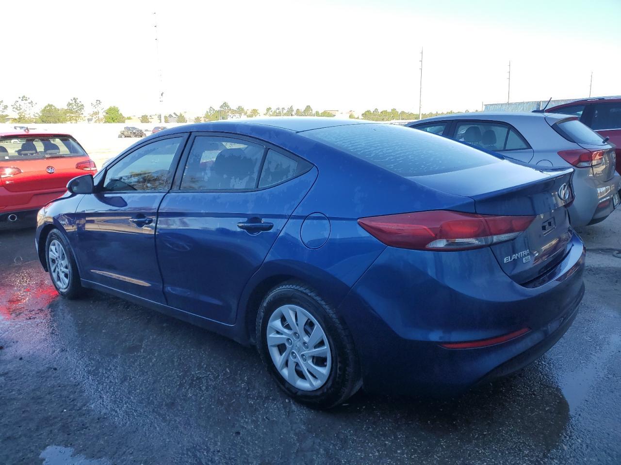2018 HYUNDAI ELANTRA SE - Image 2