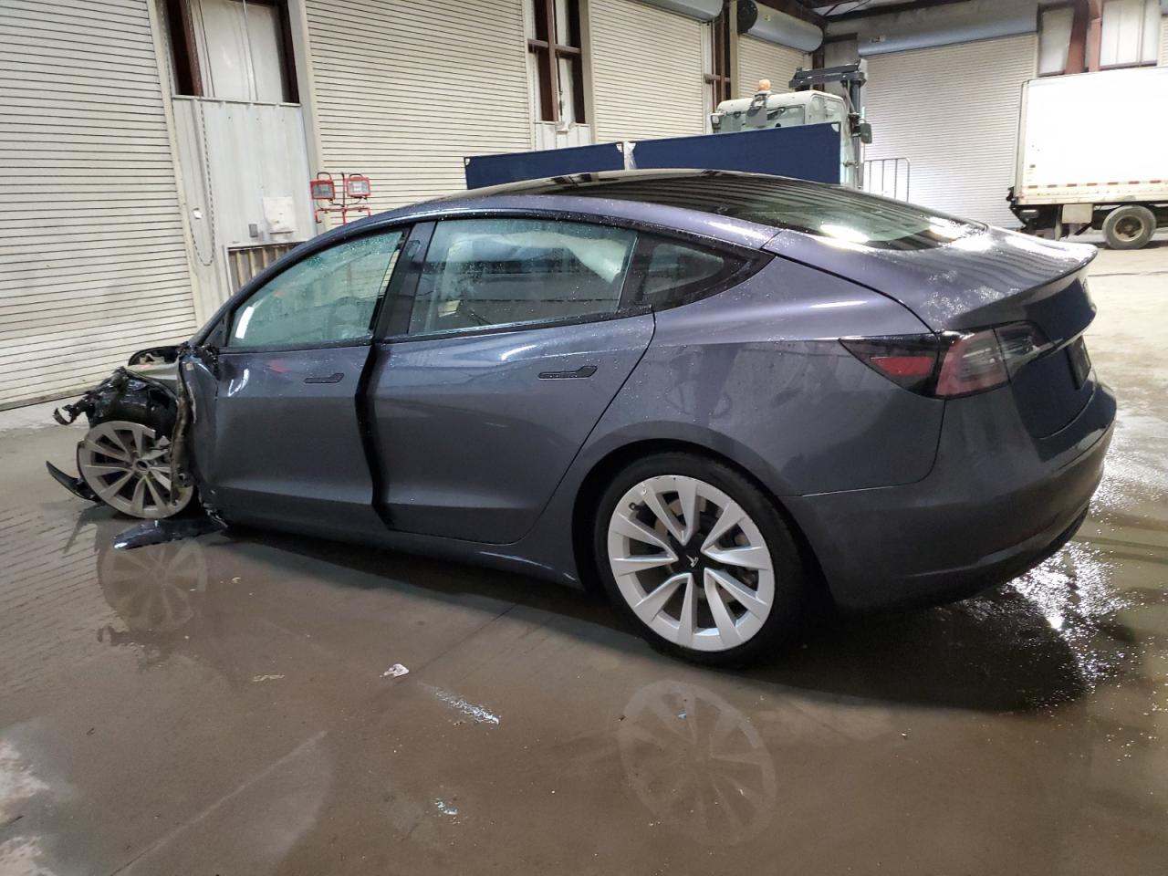 2023 TESLA MODEL 3 - Фото 2