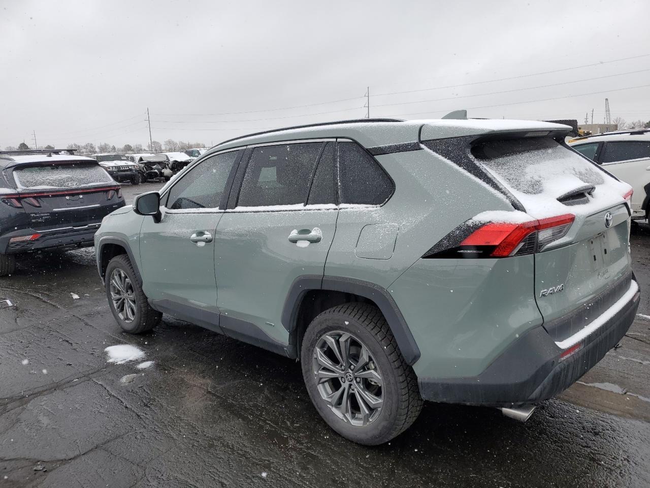 2022 TOYOTA RAV4 XLE P - Image 2