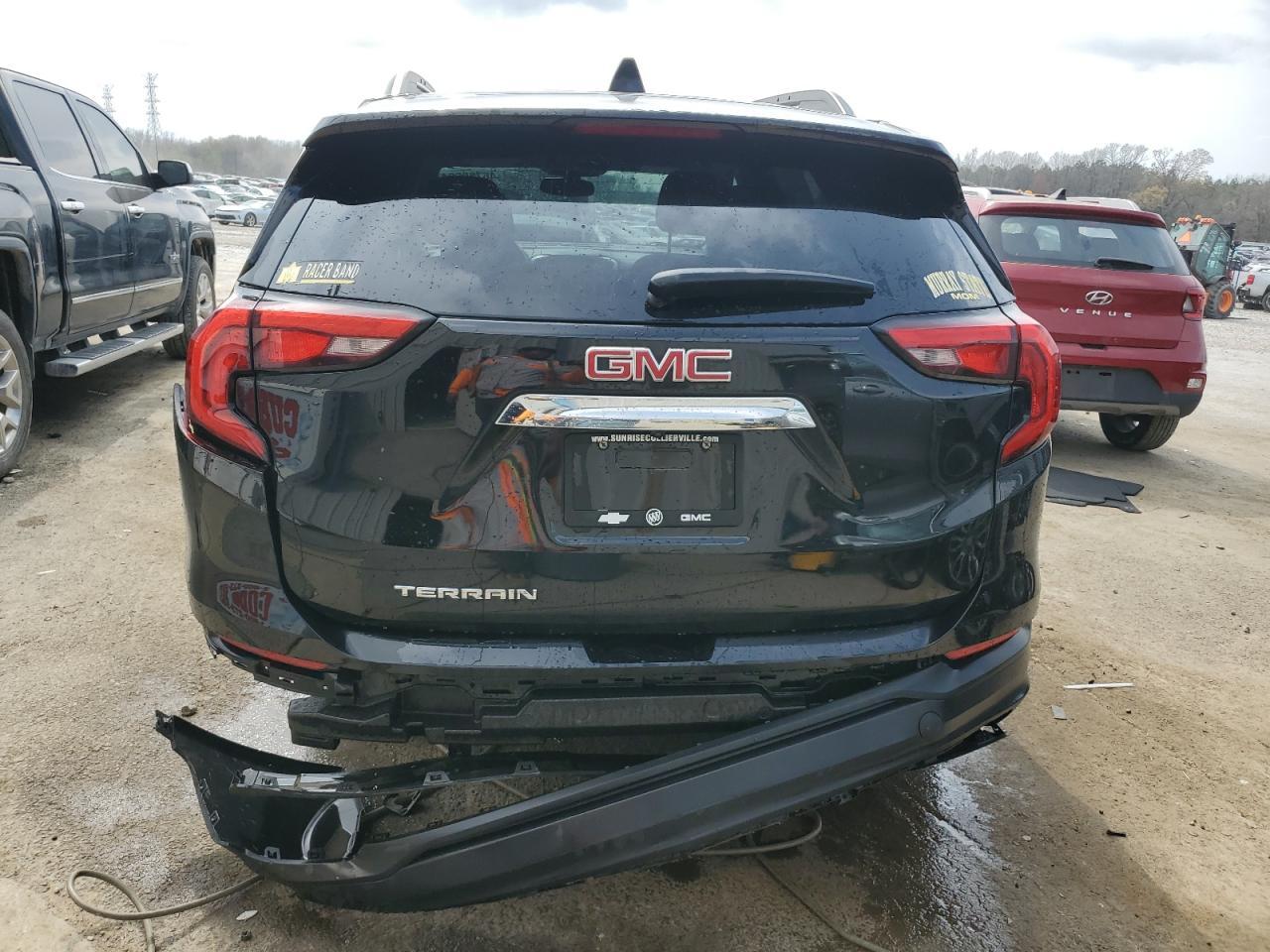 2018 GMC TERRAIN SL - Image 6