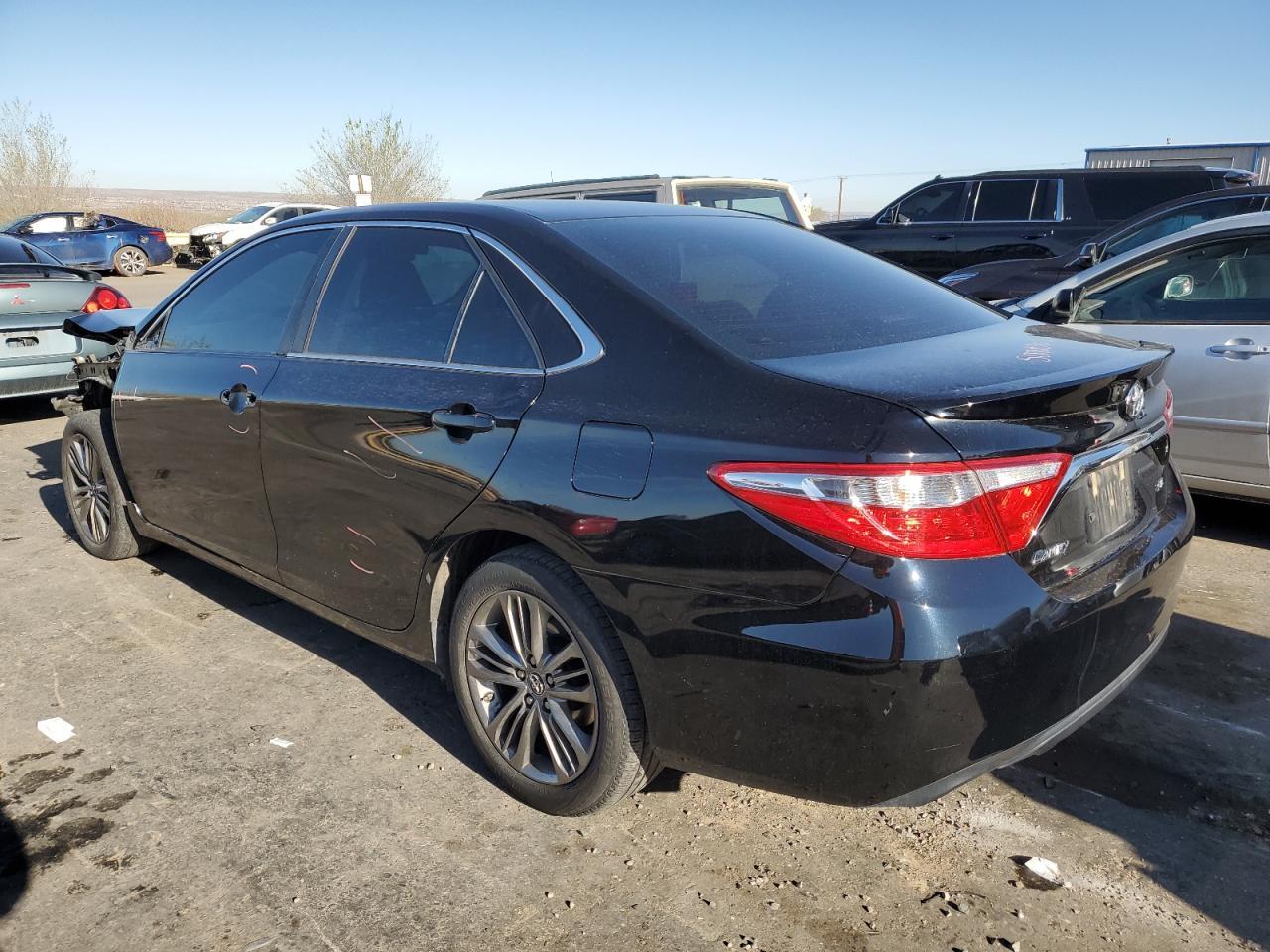 2016 TOYOTA CAMRY LE - Фото 2