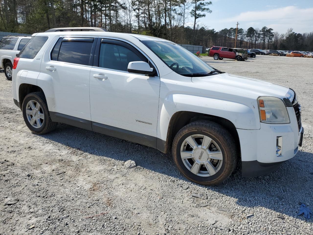 2013 GMC TERRAIN SL - Image 4