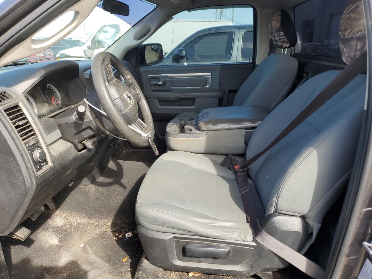 2015 RAM 1500 ST - Image 7