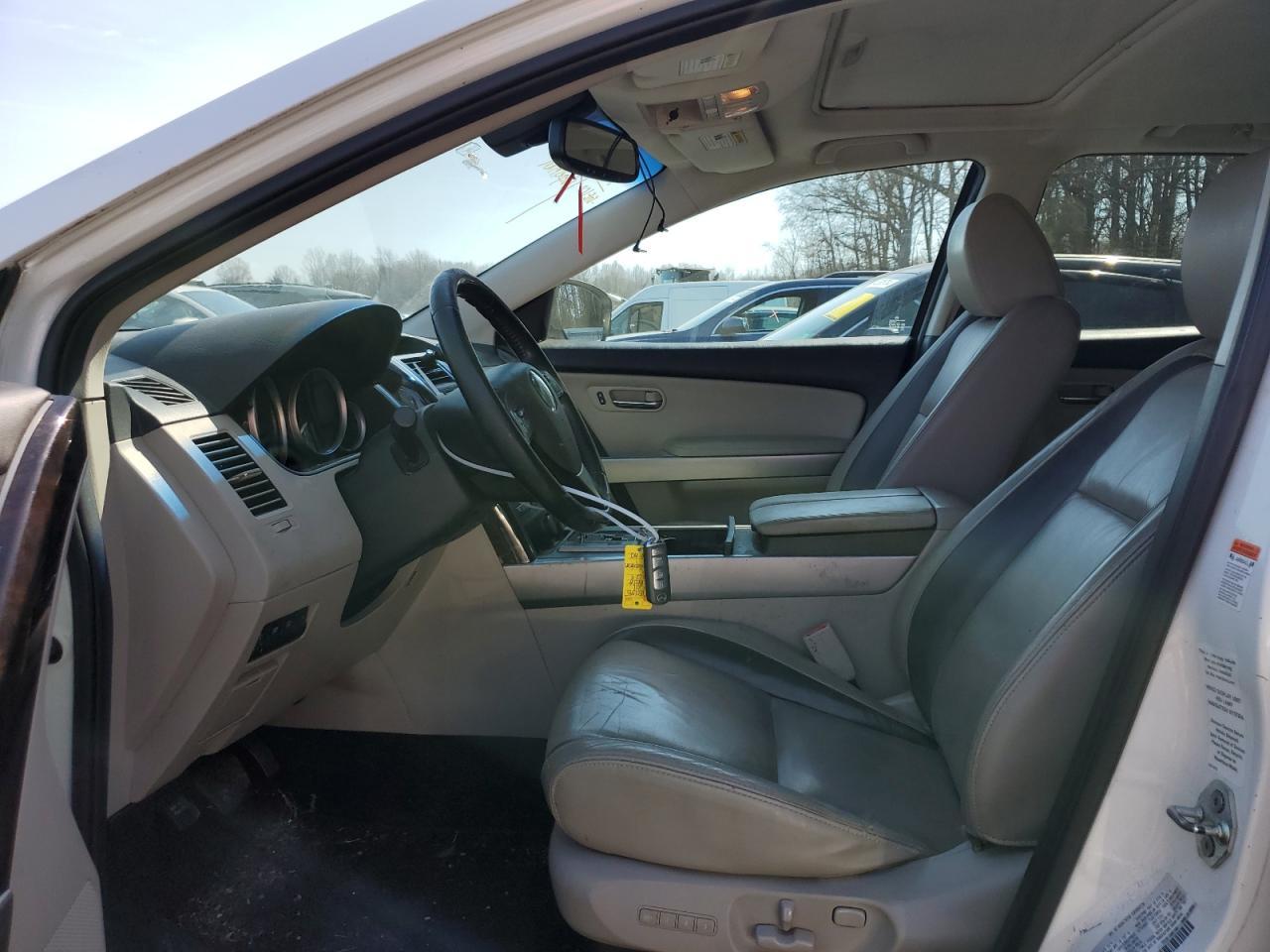 2011 MAZDA CX-9 - Фото 7