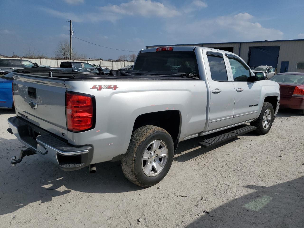2018 CHEVROLET SILVERADO - Image 3