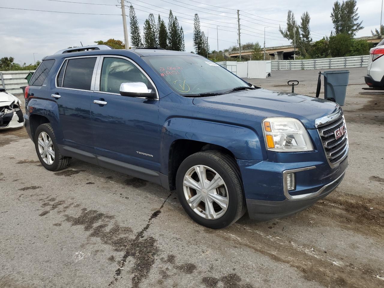 2016 GMC TERRAIN SL - Image 4