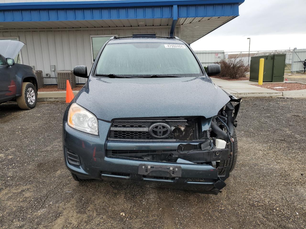 2011 TOYOTA RAV4 - Image 5