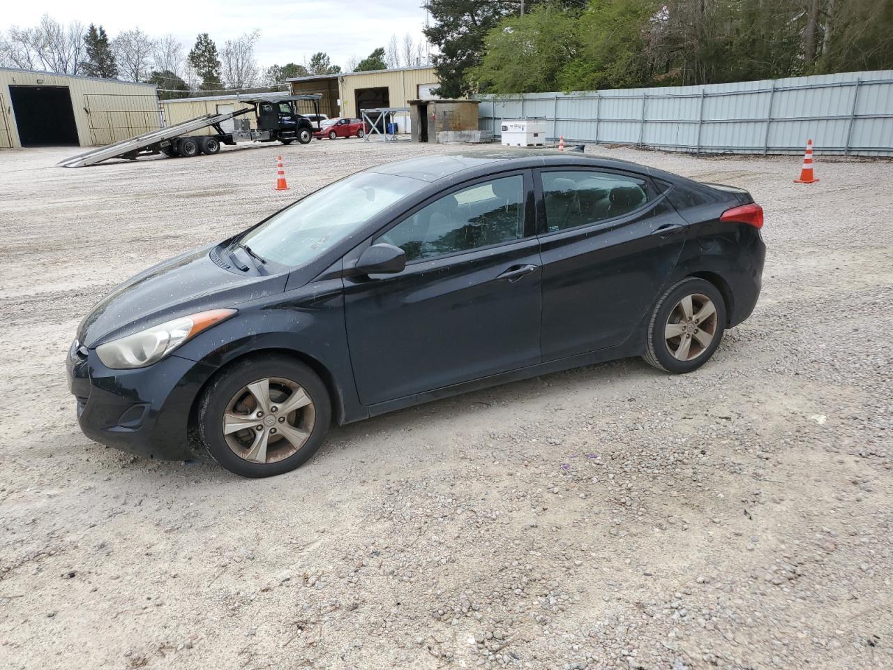 2013 HYUNDAI ELANTRA GL