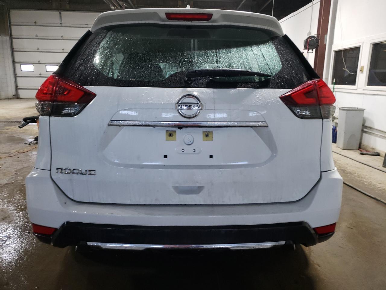 2017 NISSAN ROGUE S - Фото 6