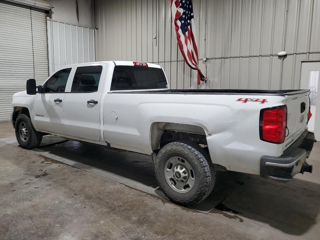 2016 CHEVROLET SILVERADO - Image 2
