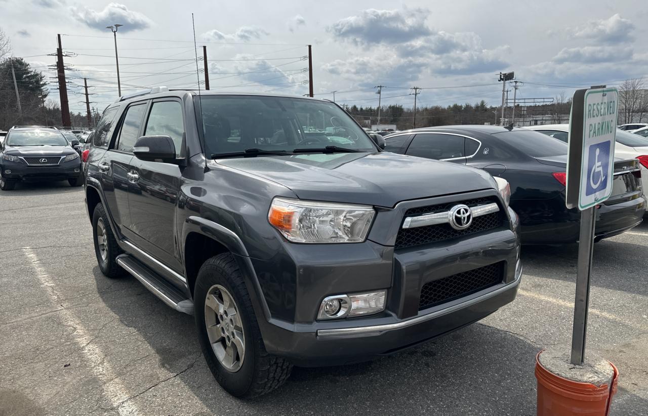 2011 TOYOTA 4RUNNER SR