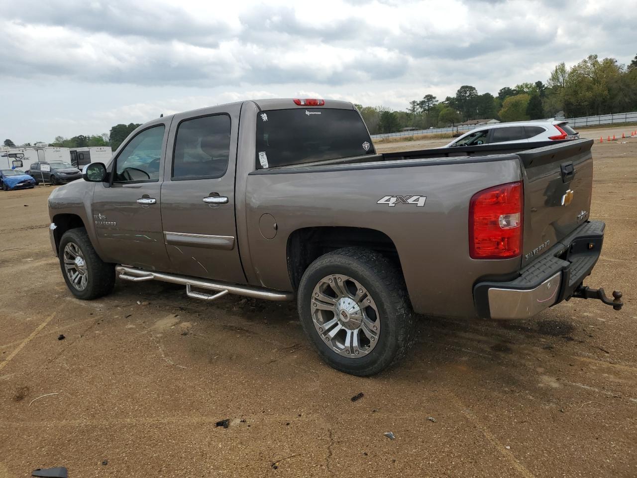 2012 CHEVROLET SILVERADO - Фото 2