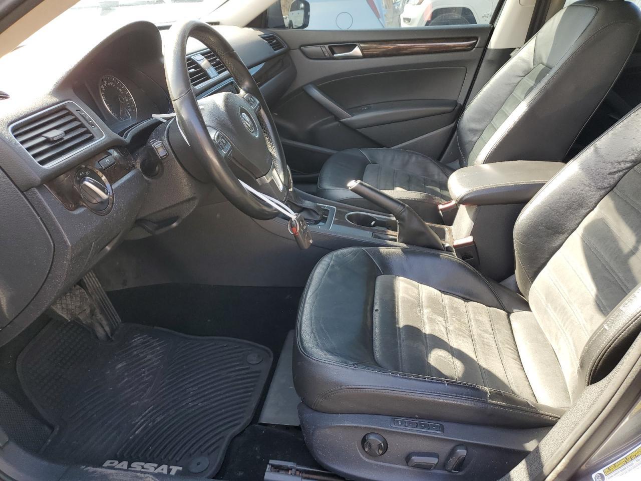 2014 VOLKSWAGEN PASSAT SEL - Фото 7