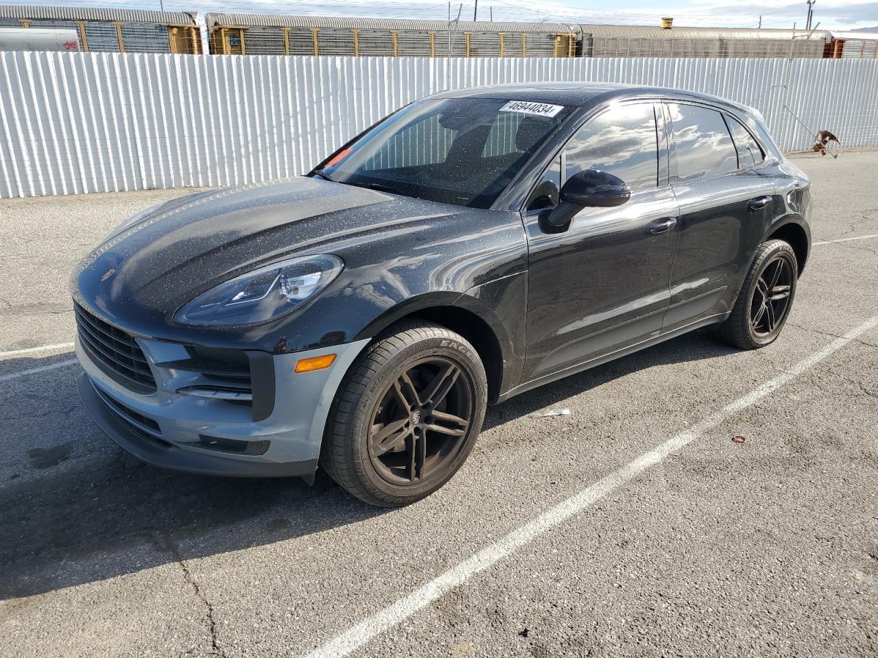 2019 PORSCHE MACAN car image