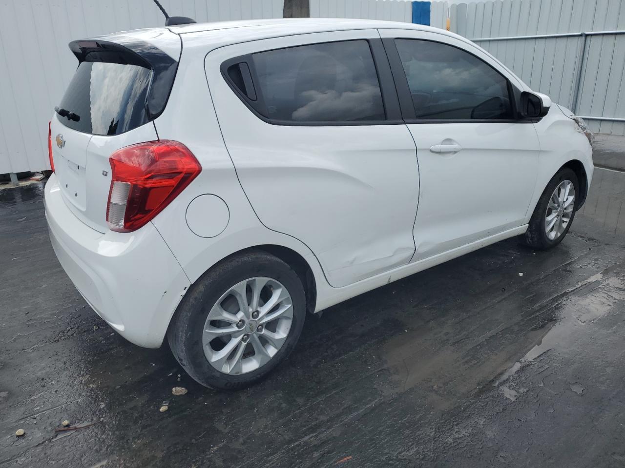 2021 CHEVROLET SPARK 1LT - Фото 3