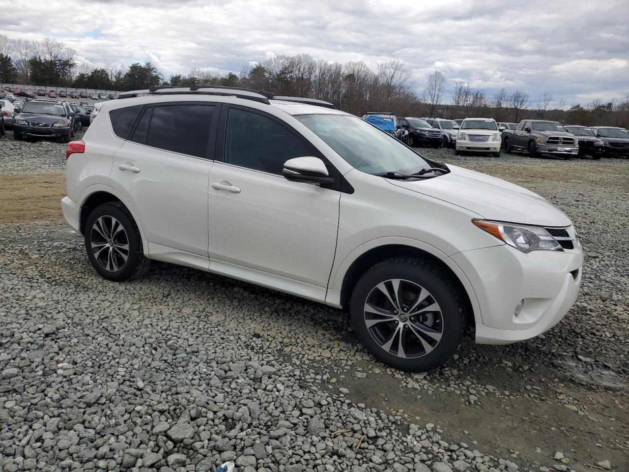 2015 TOYOTA RAV4 LIMIT - Image 4