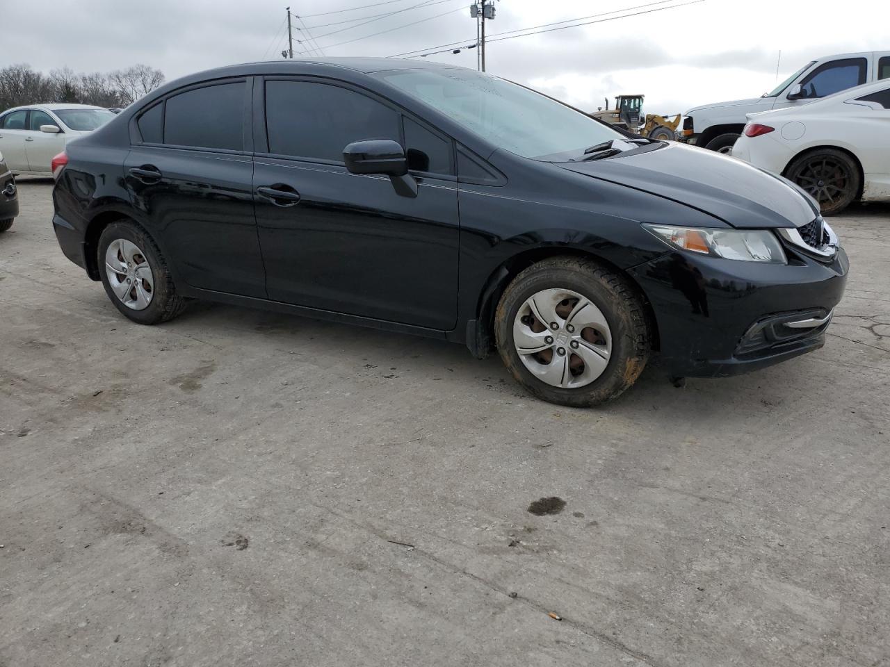 2015 HONDA CIVIC LX - Image 4