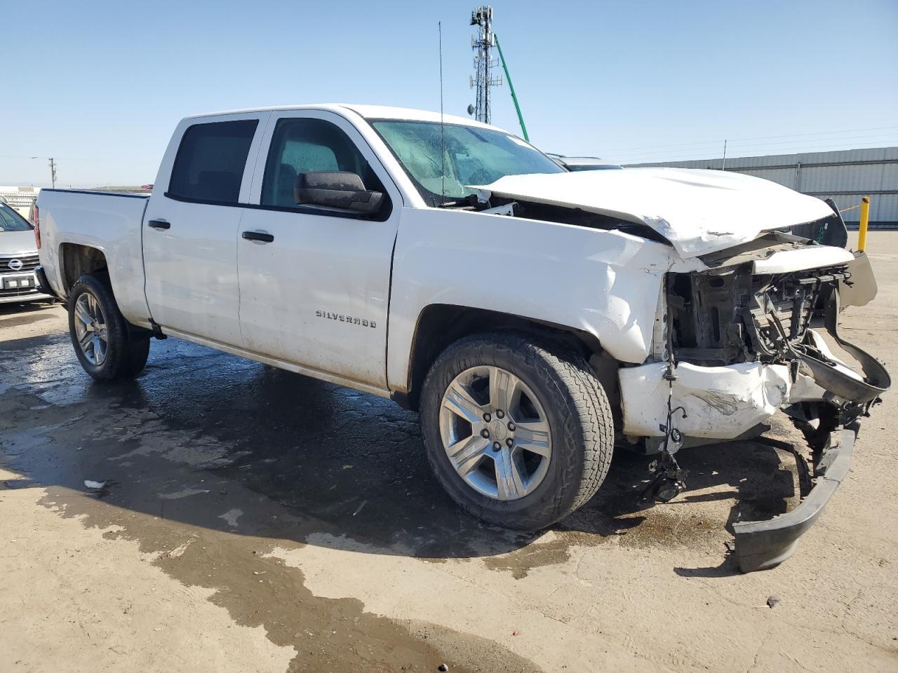 2018 CHEVROLET SILVERADO - Image 4