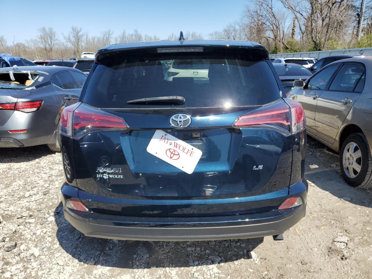 2017 TOYOTA RAV4 LE - Image 6