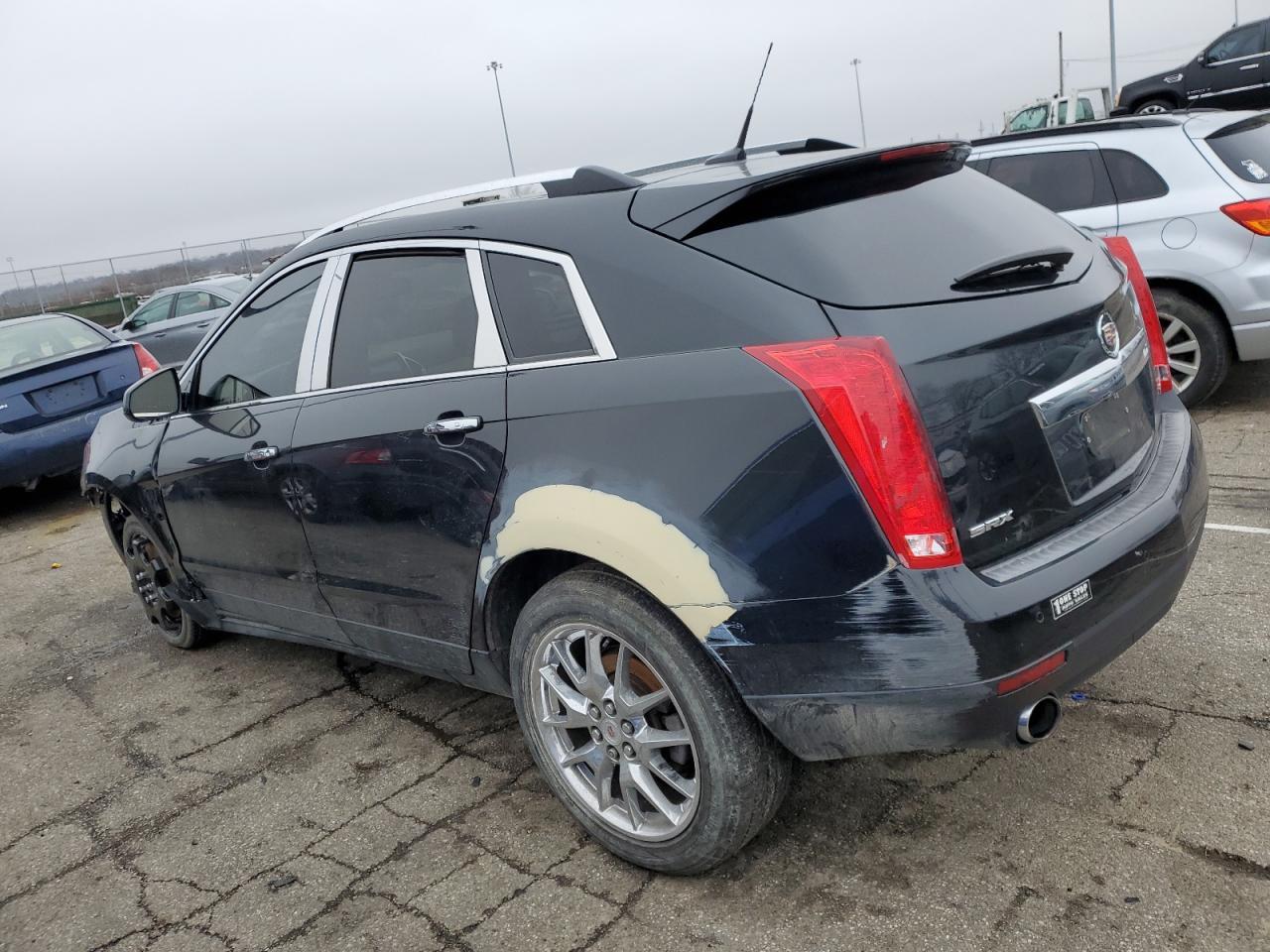 2013 CADILLAC SRX LUXURY - Image 2