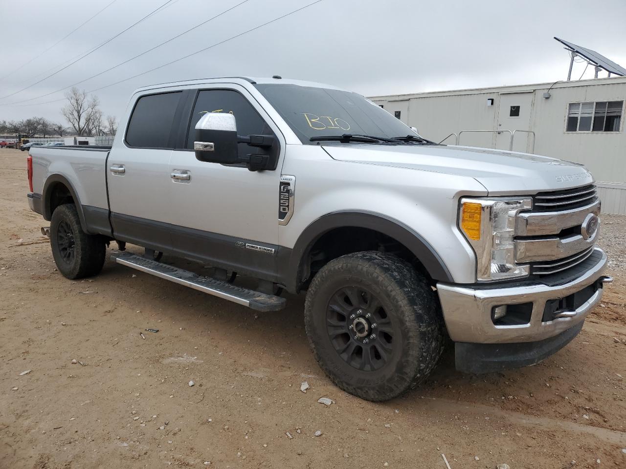 2017 FORD F250 SUPER - Image 4