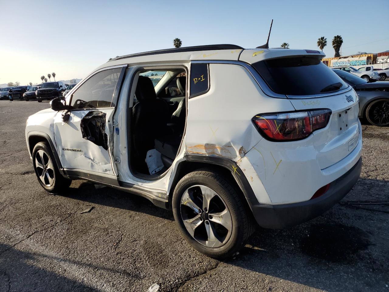 2018 JEEP COMPASS LA - Фото 2