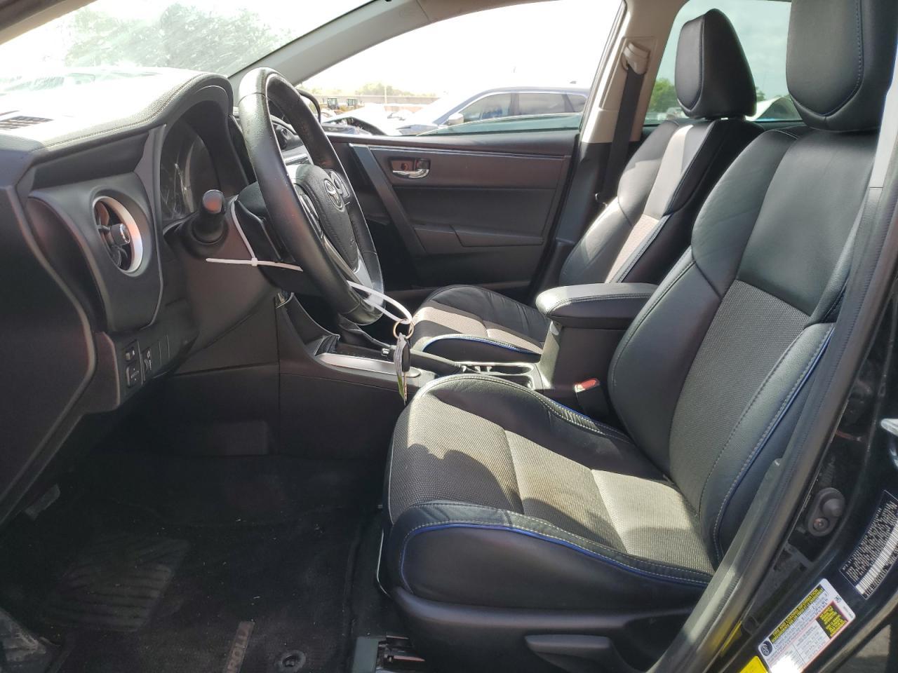 2019 TOYOTA COROLLA L - Фото 7