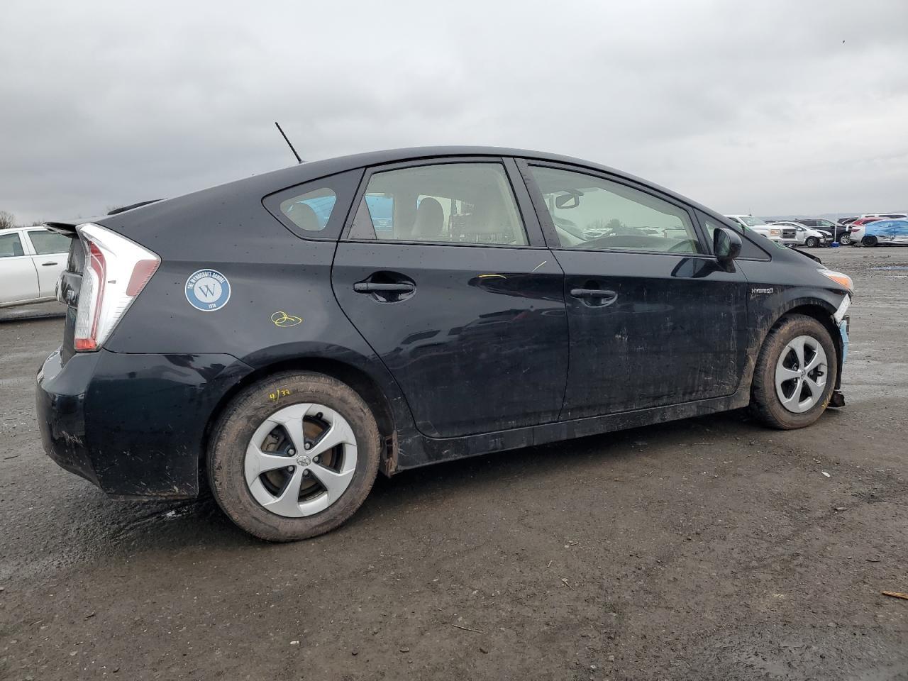 2015 TOYOTA PRIUS - Фото 3