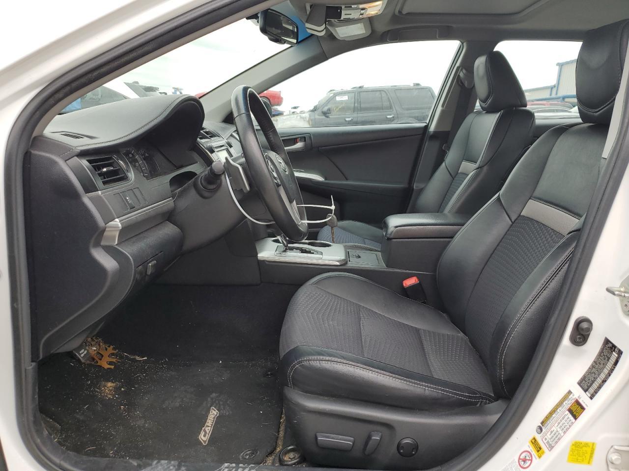 2014 TOYOTA CAMRY L - Image 7