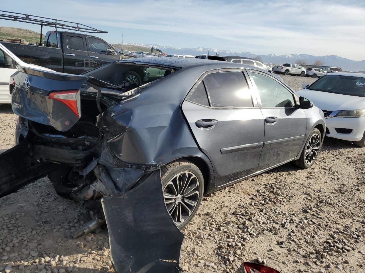 2015 TOYOTA COROLLA L - Фото 3