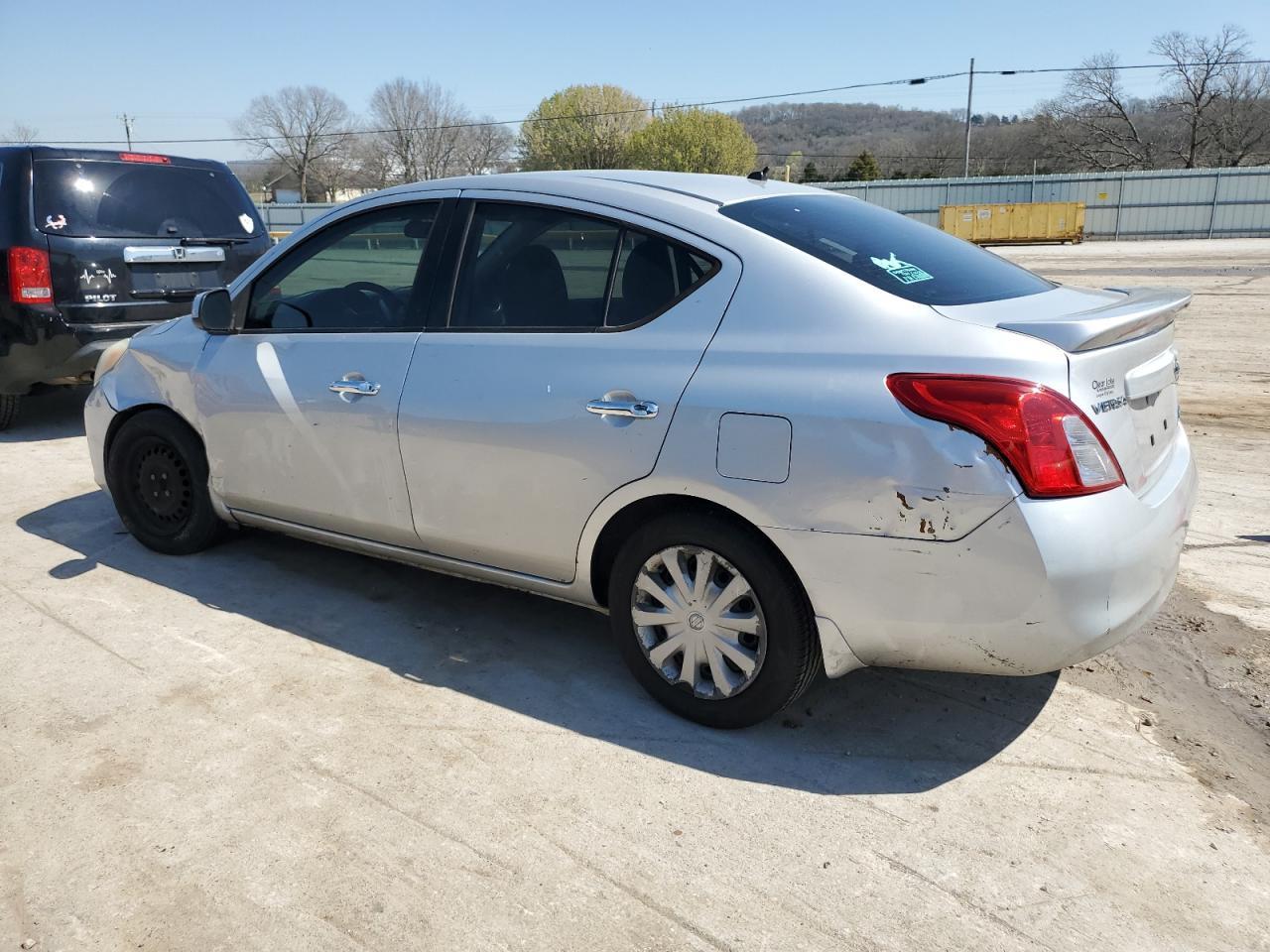 2014 NISSAN VERSA S - Фото 2