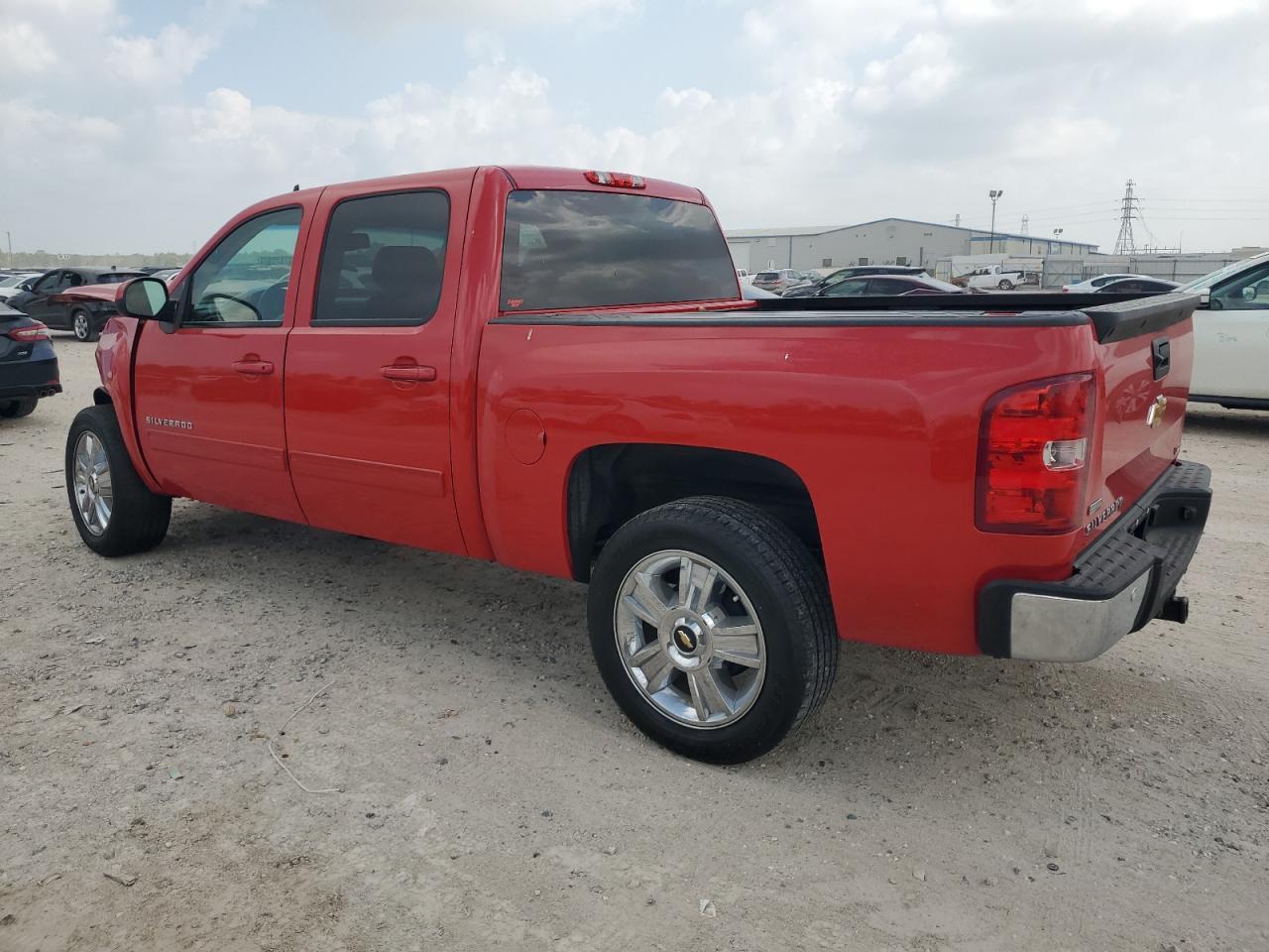 2012 CHEVROLET SILVERADO - Image 2