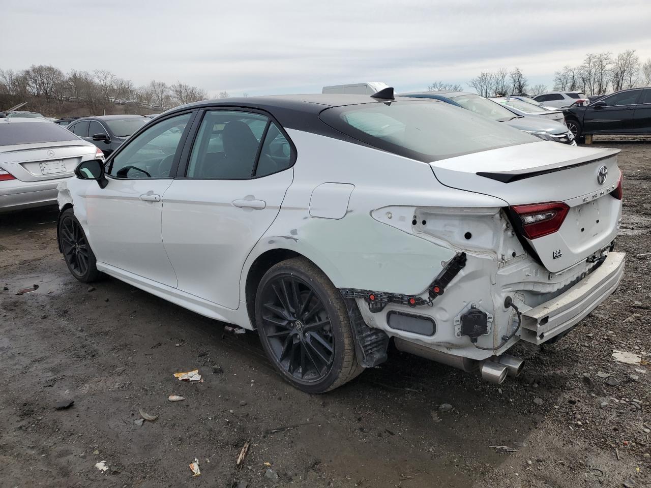 2021 TOYOTA CAMRY XSE - Фото 2