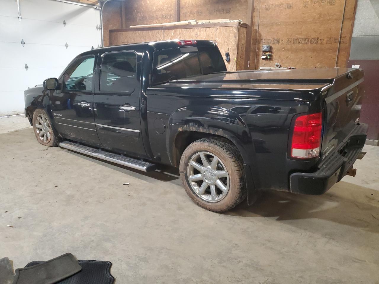 2011 GMC SIERRA K15 - Image 2