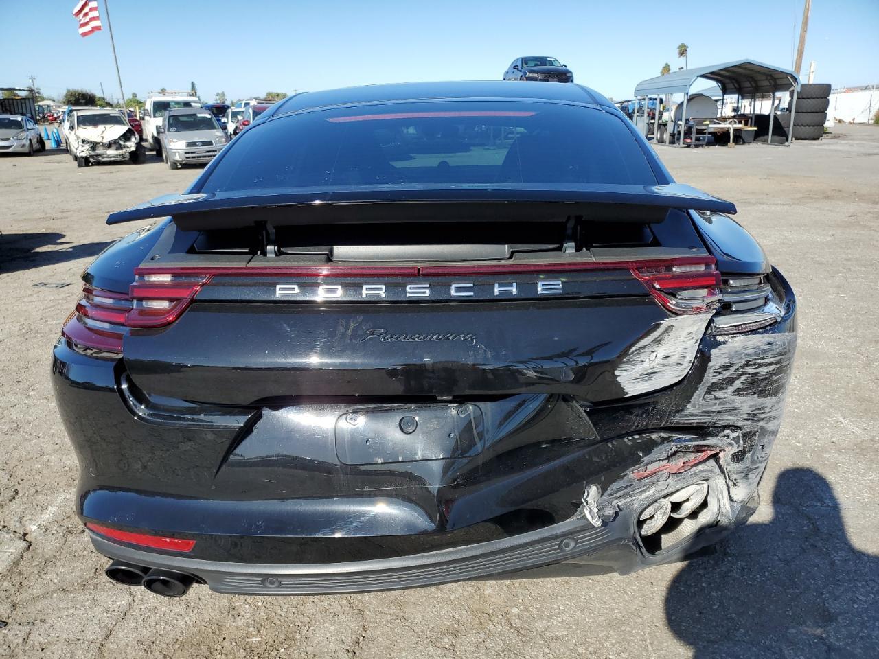 2018 PORSCHE PANAMERA 4 - Фото 6