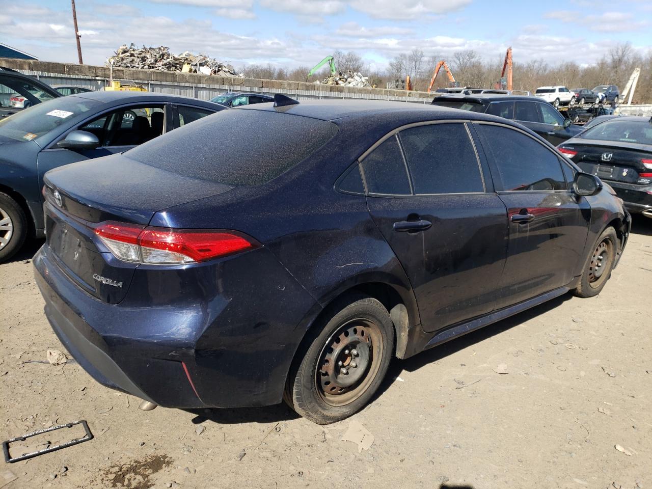 2020 TOYOTA COROLLA LE - Фото 3