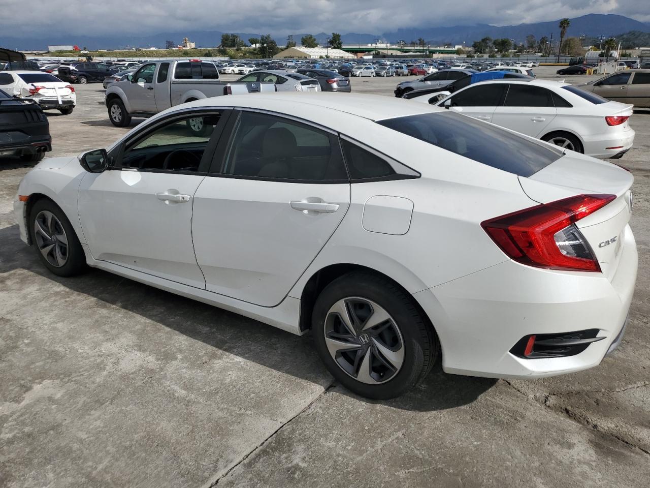 2020 HONDA CIVIC LX - Фото 2