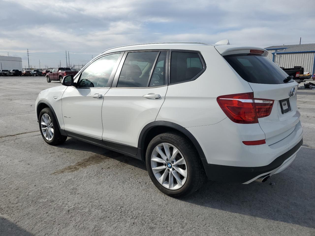 2016 BMW X3 XDRIVE2 - Фото 2