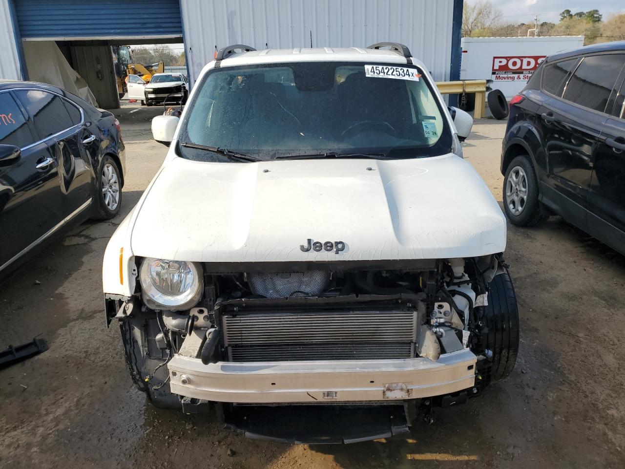 2017 JEEP RENEGADE L - Image 5