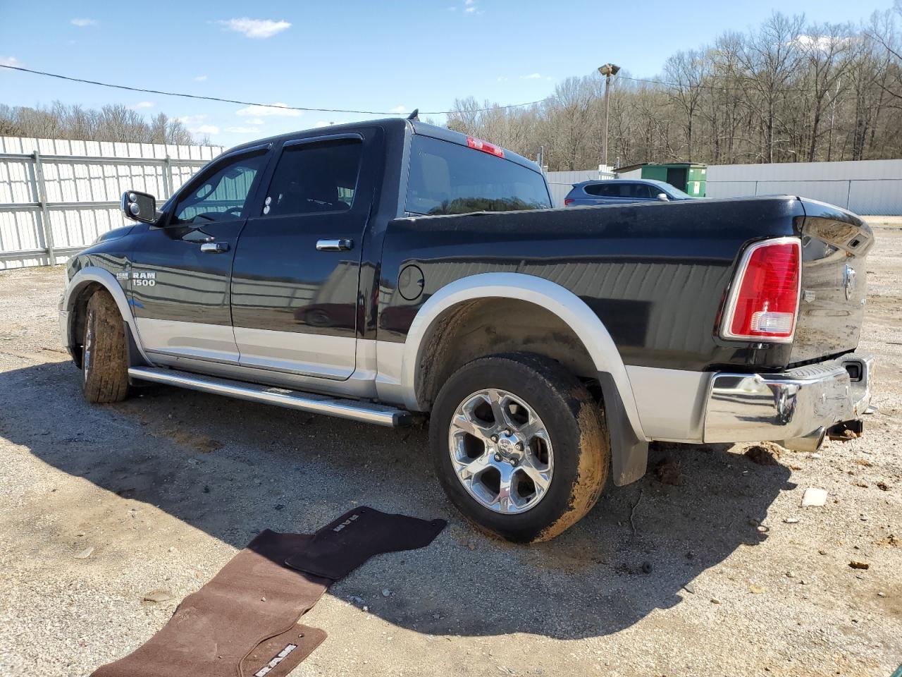 2015 RAM 1500 LARAM - Image 2
