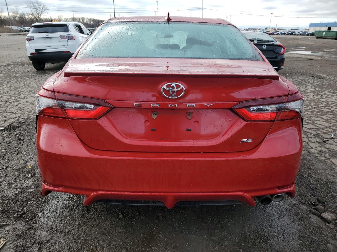 2021 TOYOTA CAMRY SE - Image 6