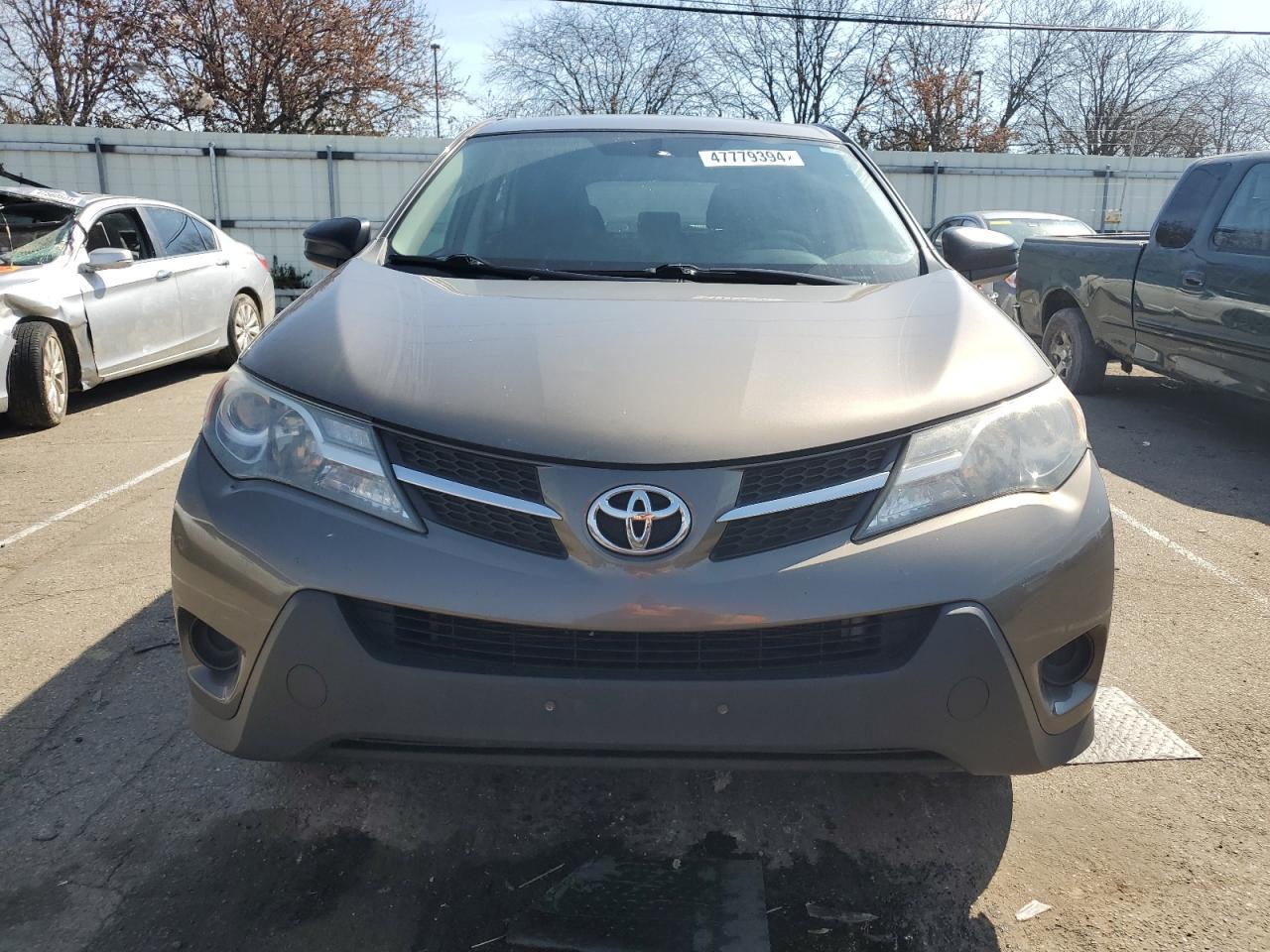 2015 TOYOTA RAV4 LE - Фото 5