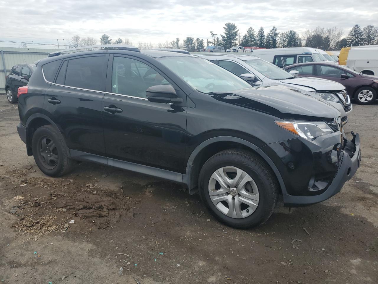 2014 TOYOTA RAV4 LE - Фото 4