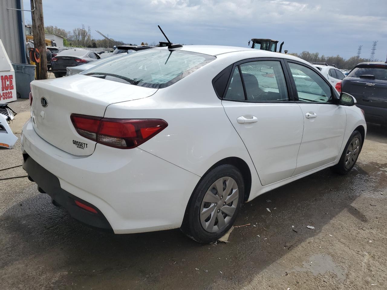 2020 KIA RIO LX - Фото 3