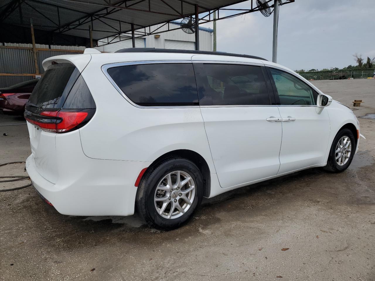 2022 CHRYSLER PACIFICA T - Image 3