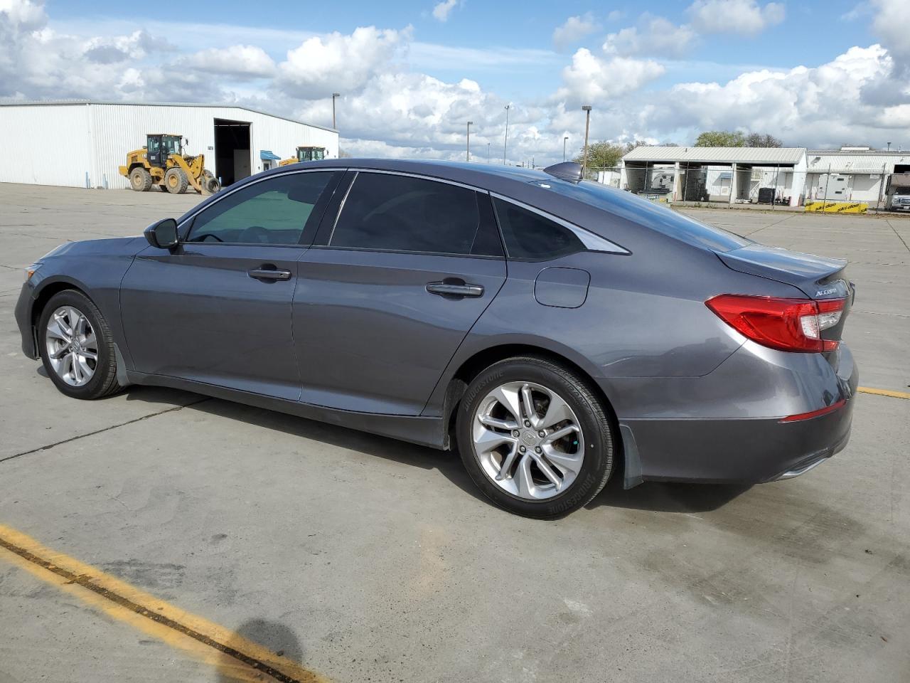 2018 HONDA ACCORD LX - Image 2